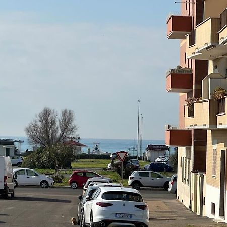 Casa Rostri Apartment Lido di Ostia Bagian luar foto